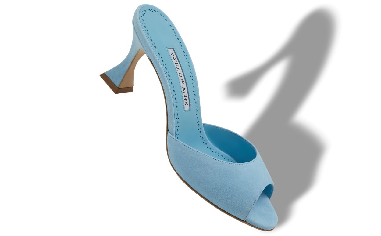 Mocasines de ante azul claro con punta abierta