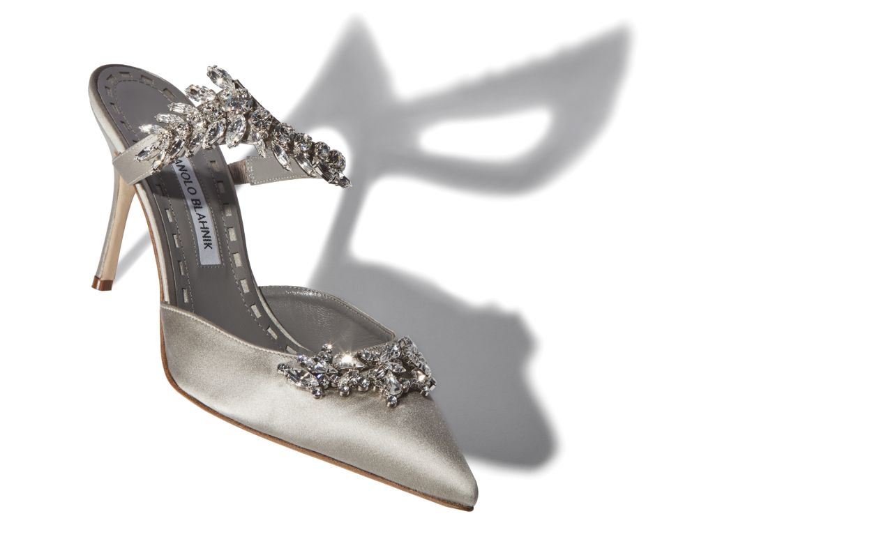 Mules de Satén Gris con Detalles de Cristal