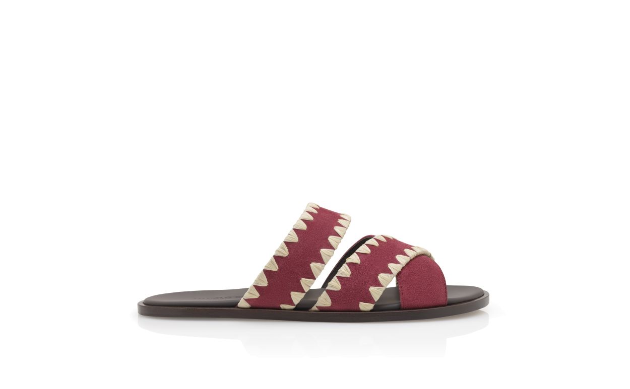 Sandalias planas de ante rojo oscuro con puntada de mantel