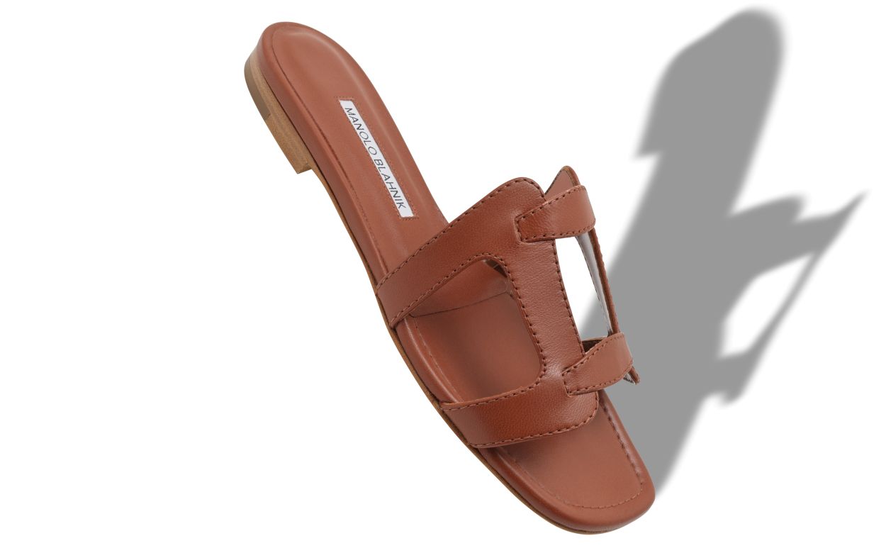 Chanclas planas de cuero napa marrón