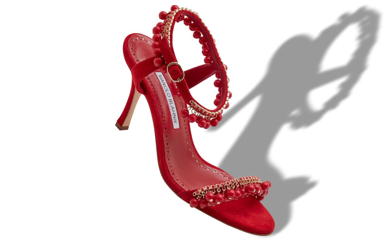 Sandalias de ante rojo con adornos de joyas
