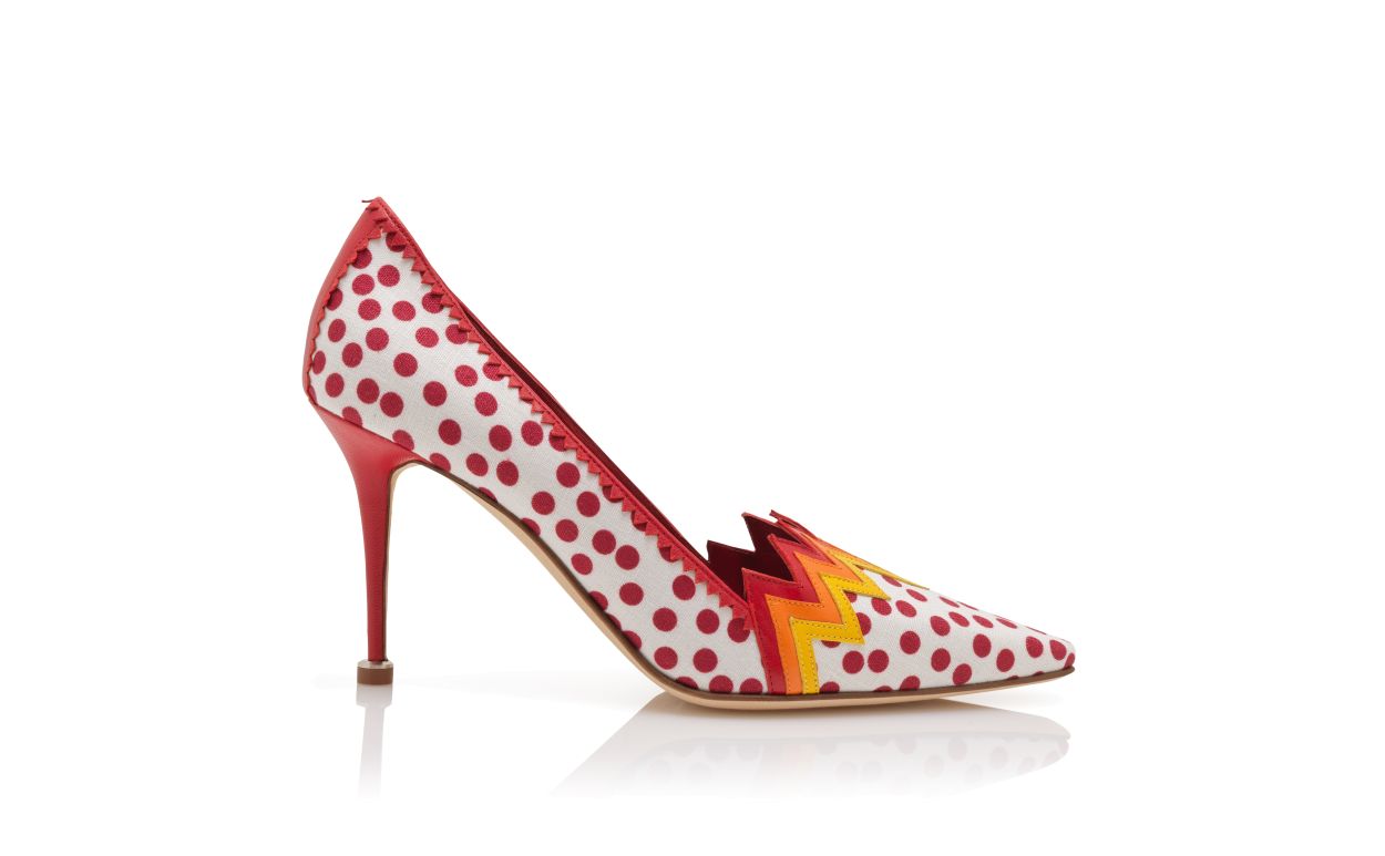 Zapatillas de lino rojas y blancas con lunares