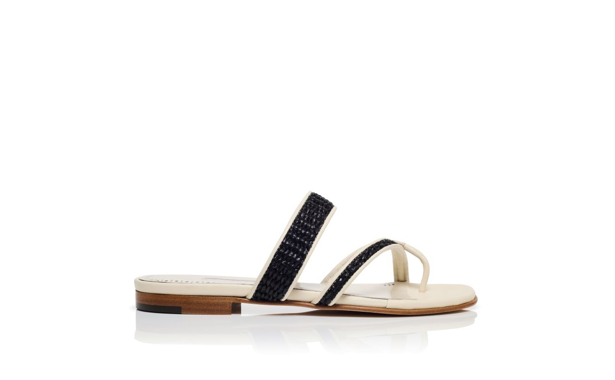 Sandalias planas de rafia crema