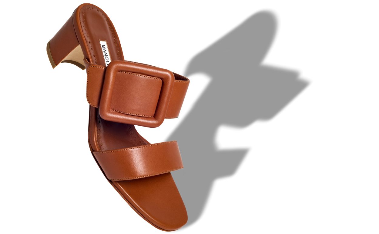 Mocasines de cuero napa marrón con punta abierta