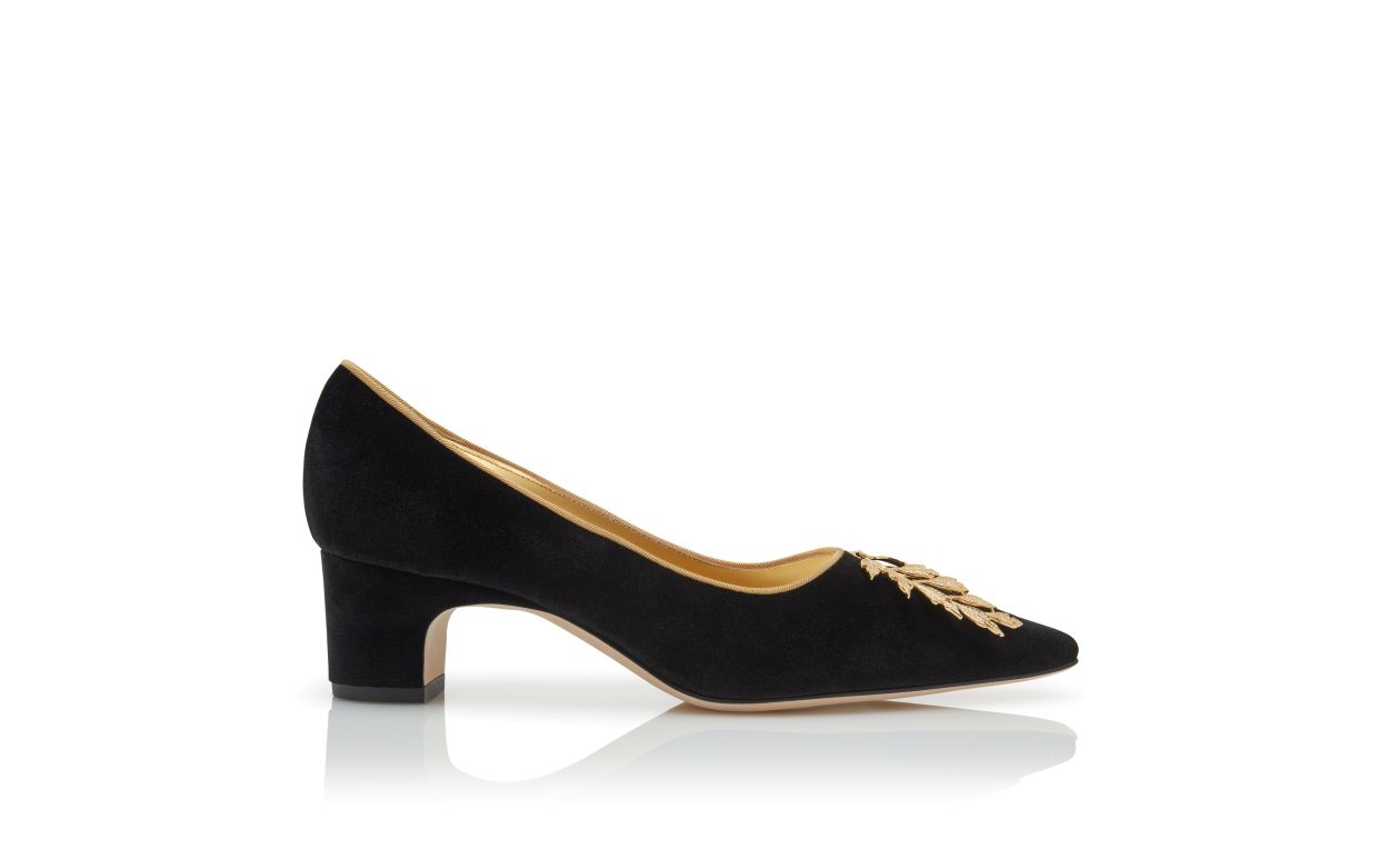Zapatillas de Piel Negra con Decoraciones de Veludo
