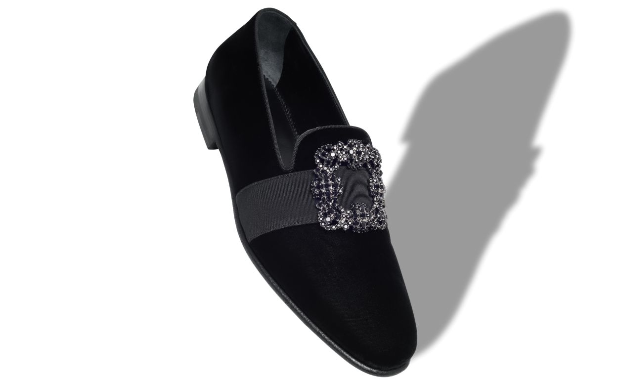 Zapatillas de cuero con hebilla de joya de terciopelo negro