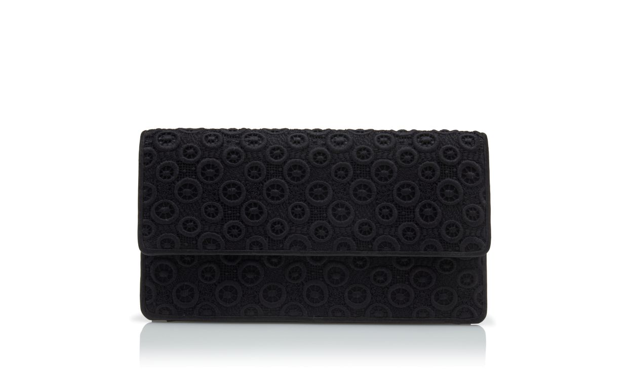 Bolso de mano con encaje negro y bordado