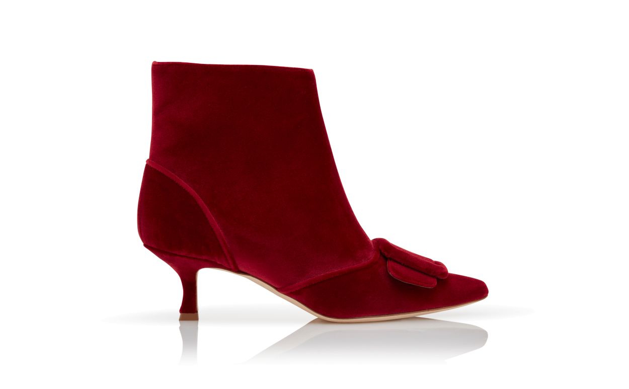 Botas tobilleras con hebilla de terciopelo rojo