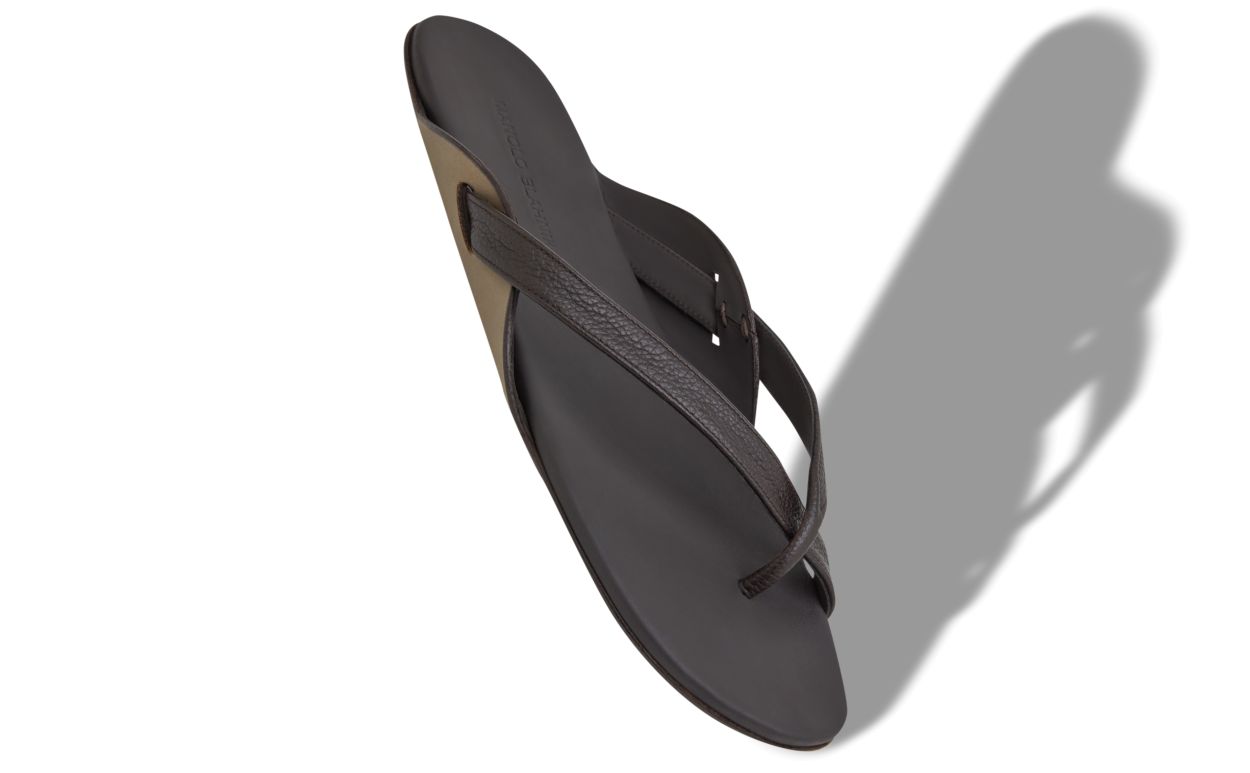 Sandalias planas de cuero de ternera marrón oscuro